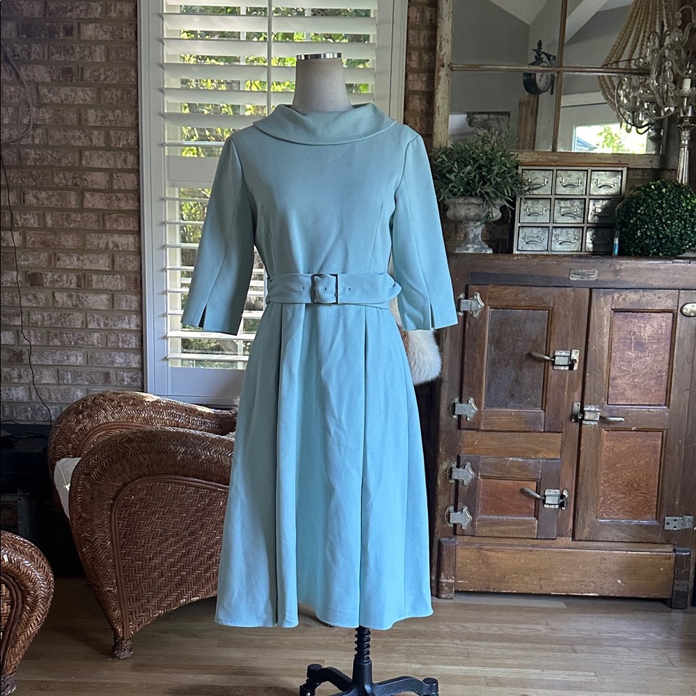 KAREN MILLEN PETITE STRUCTURED CREPE ROLL NECK DIP HEM MIDI DRESS 8 NEW